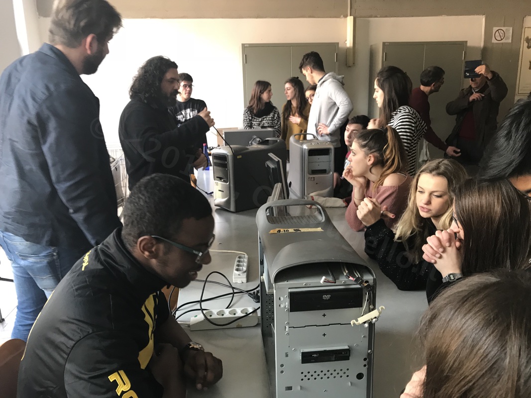 Nuova vita ai vecchi Pc. Laboratorio al Giotto Ulivi (guardando all'Europa)