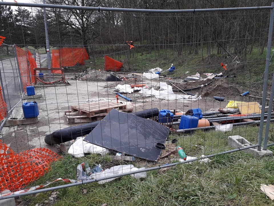 Lettori Reporter. Quel 'cantiere-discarica' a Vicchio e quella fossetta a Ronta...