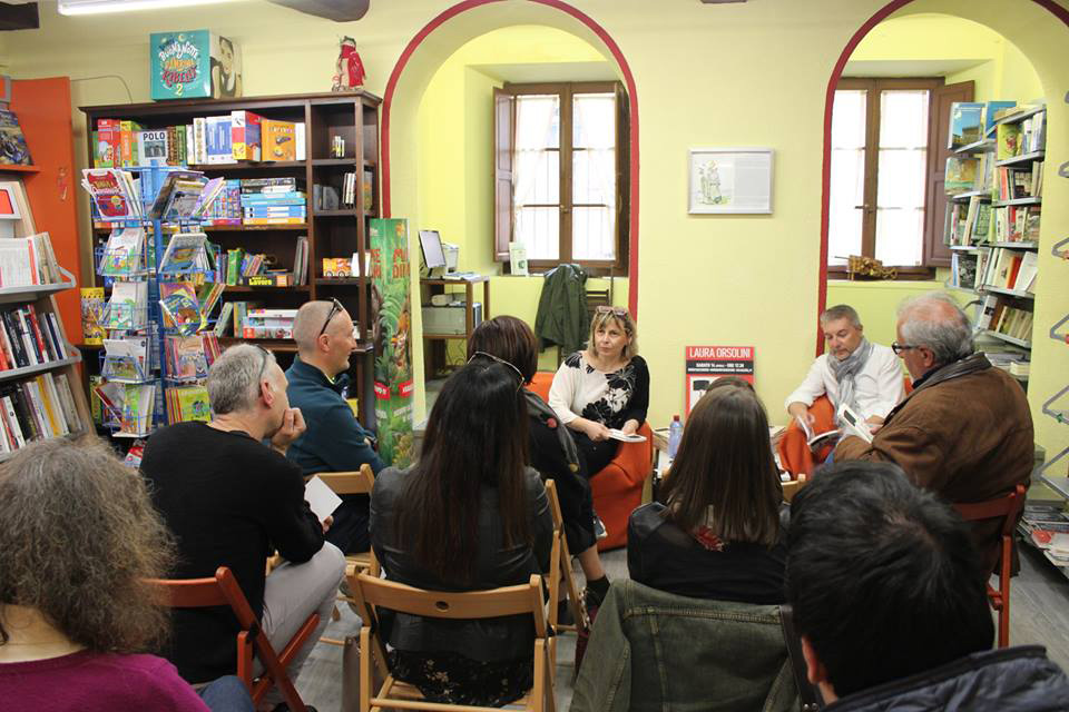 Il “Leone” di Laura Orsolini: strega cuori, miete vittime e si innamora dell’amore