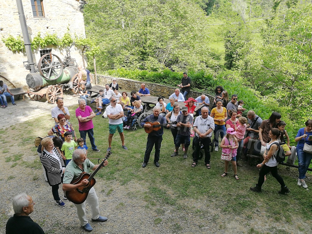 Casa d’Erci. Un bel incontro popolare vecchia maniera