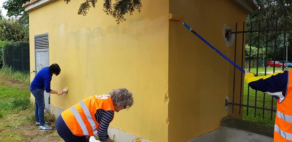 Angeli del Bello in azione a Borgo: una parete 'tutta nuova'