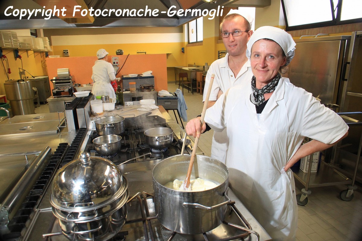 Borgo. La cucina centralizzata ora 'sforna' anche il pane per celiaci