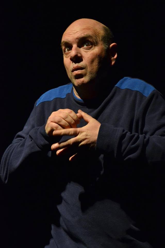 L'amore ai tempi di facebook, lo spiega la Nuova Compagnia al Teatro dei Medici venerdi 3 agosto