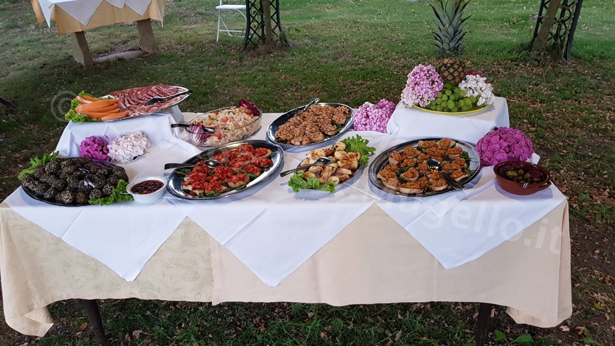 cena-spettacolo-teatrodeimedici_6