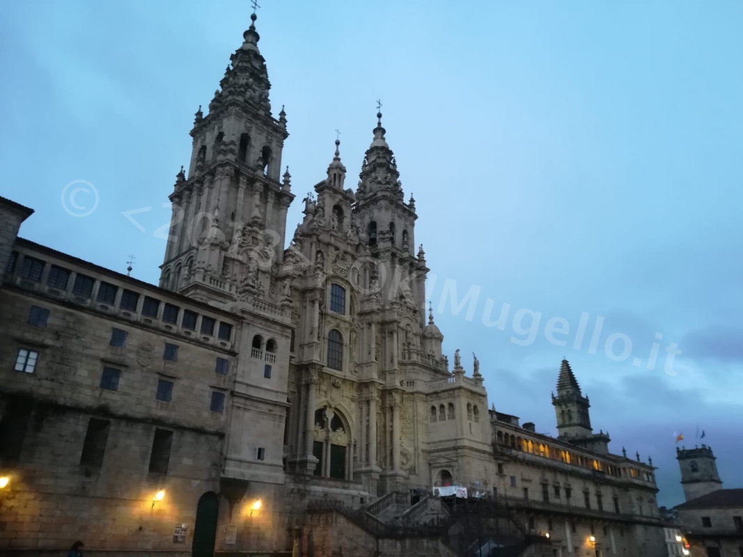 Finalmente la Cattedrale! Si conclude con successo il viaggio verso Santiago.