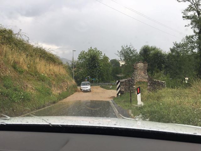 Forti temporali in Mugello. Piante a terra e danni le foto inviate dai lettori