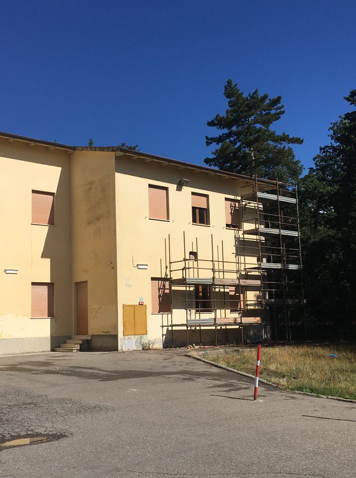 Vaglia. Lavori estivi alle scuole: 'Consolidato un muro e altro'