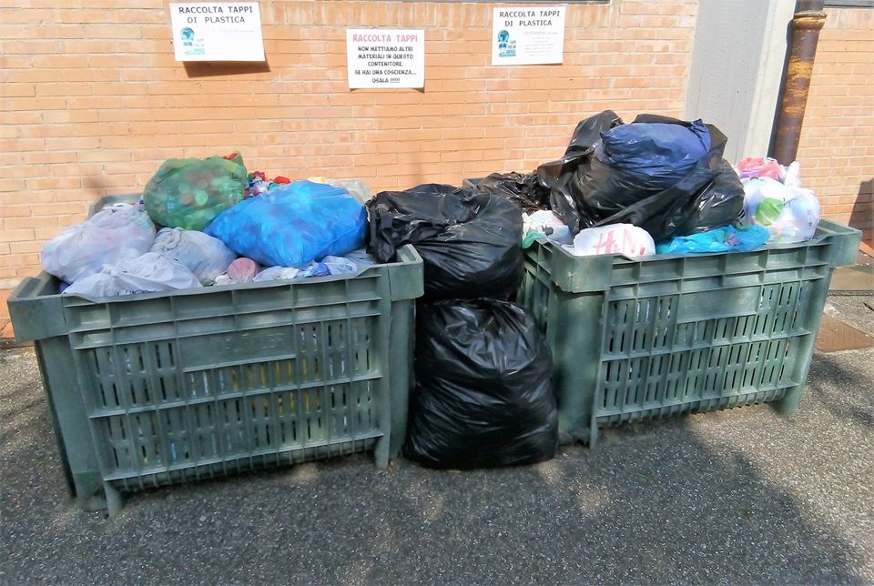 Tappi di plastica per la Tanzania. Il Giotto Ulivi cerca un furgone per la consegna a Firenze