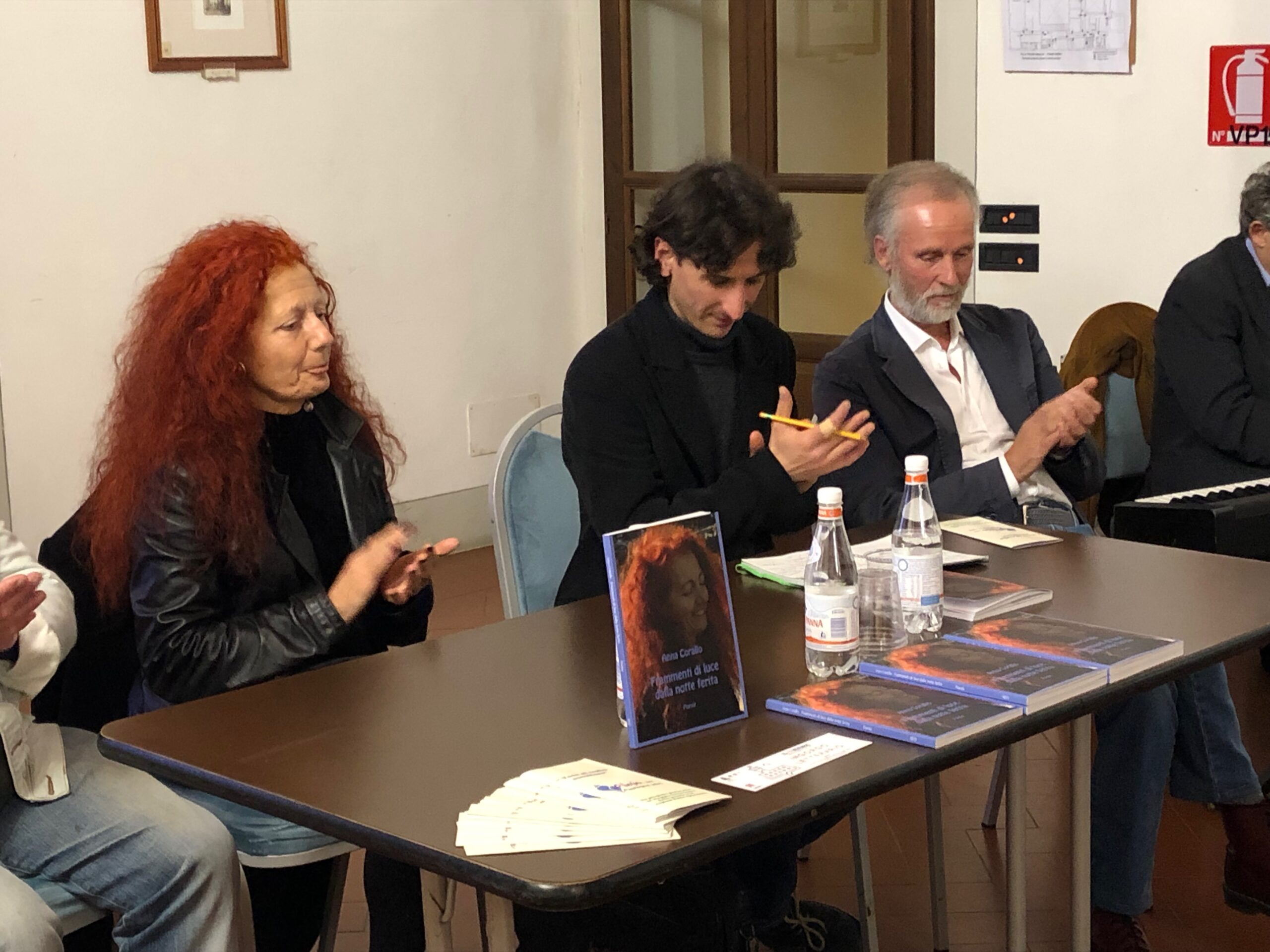 Frammenti di luce di Anna Corallo  presentato a Ingorgo letterario