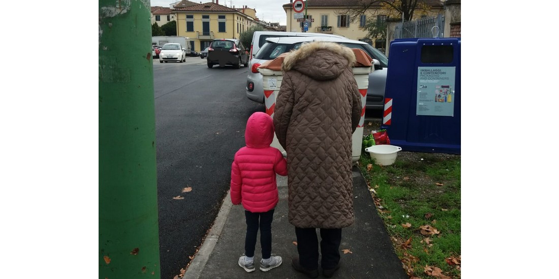 cassonetti in strada