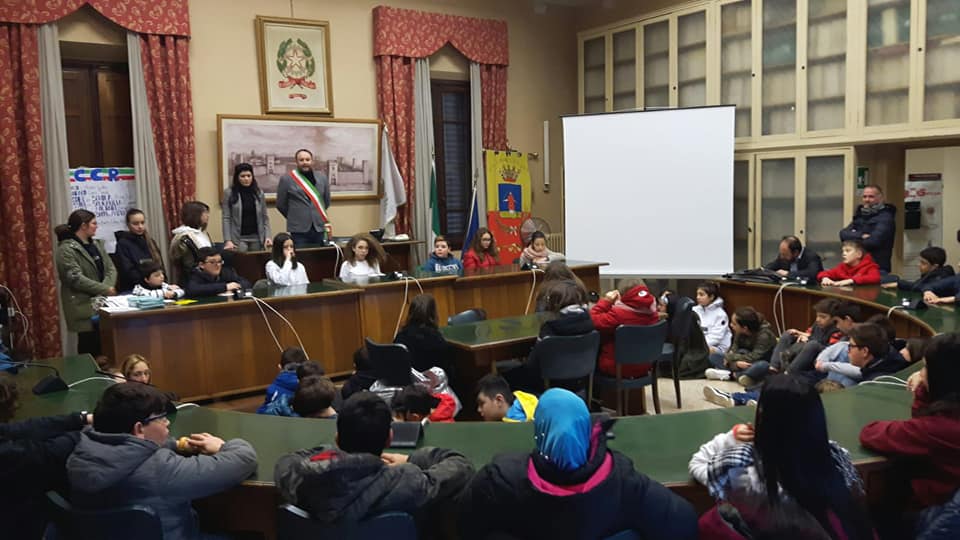 Chiara, nuovo sindaco del Consiglio Comunale dei ragazzi, a Borgo