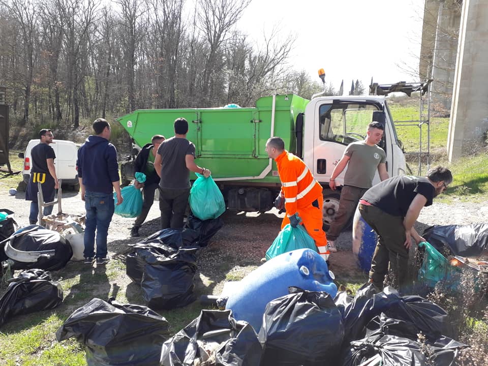 carico rifiuti 1 - Copia