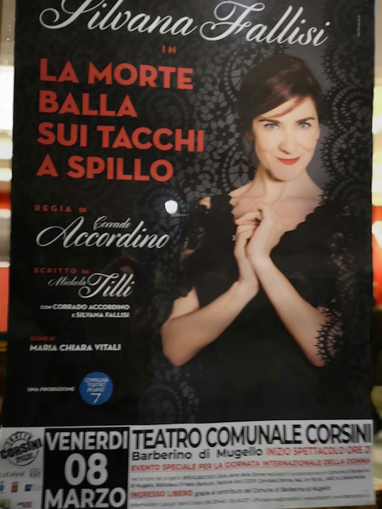 Pubblico in estasi per l'8 marzo esilarante al Corsini di Barberino