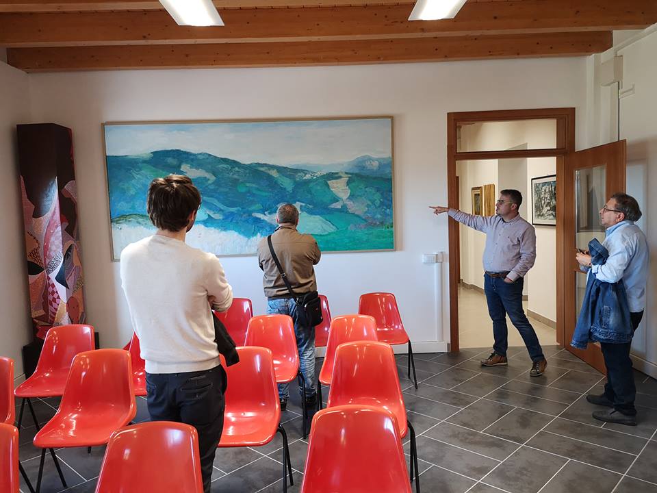 I colori dell'appennino e le libere parole. Due mugellani in rassegna: Serena Latini e Ezio Alessio Gensini