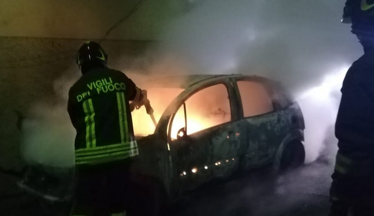 auto bruciata
