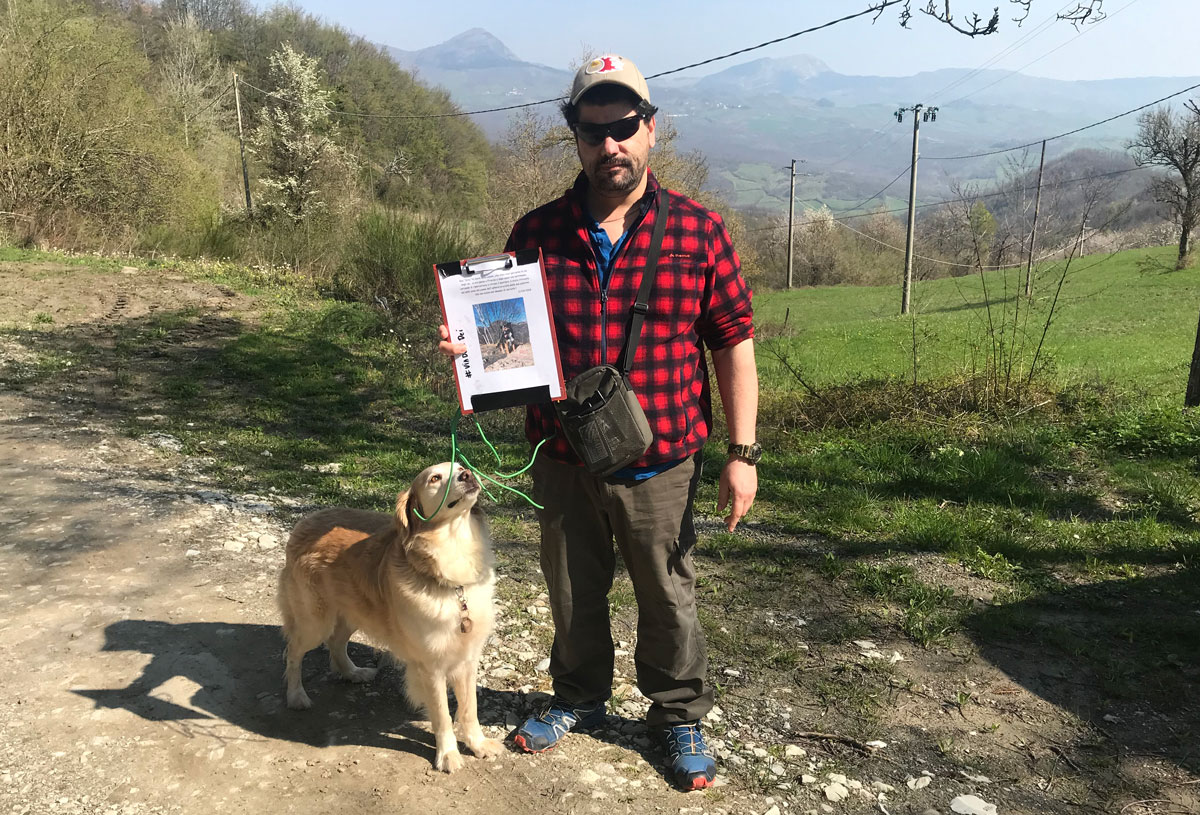 Via degli Dei: il box del camminatore intitolato alla canina Siria