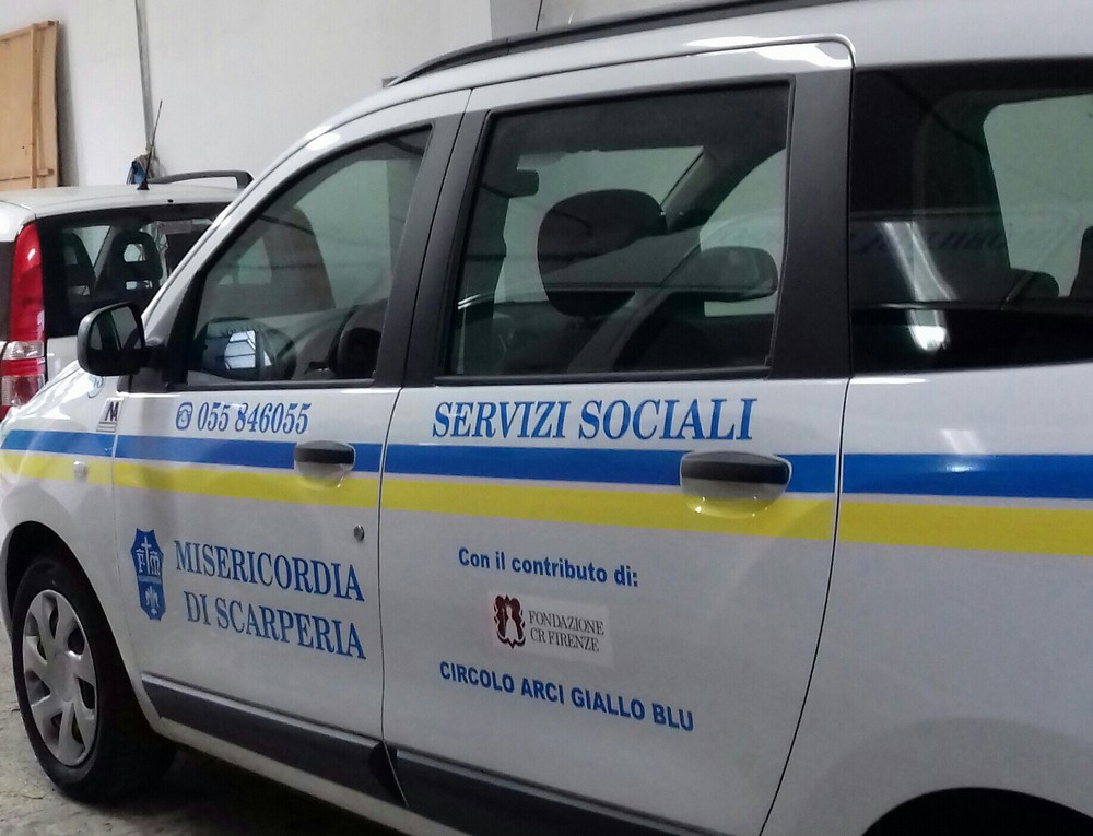 Gomme tagliate ad un mezzo della Misericordia di Scarperia. La confraternita spiega