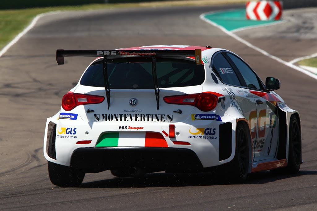 Max Mugelli. Gara di rimonta (e spavento) a Imola nel Tcr Italy. Video