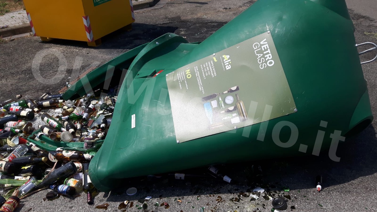 E' esplosa la campana del vetro? No urtata (e distrutta) da un veicolo