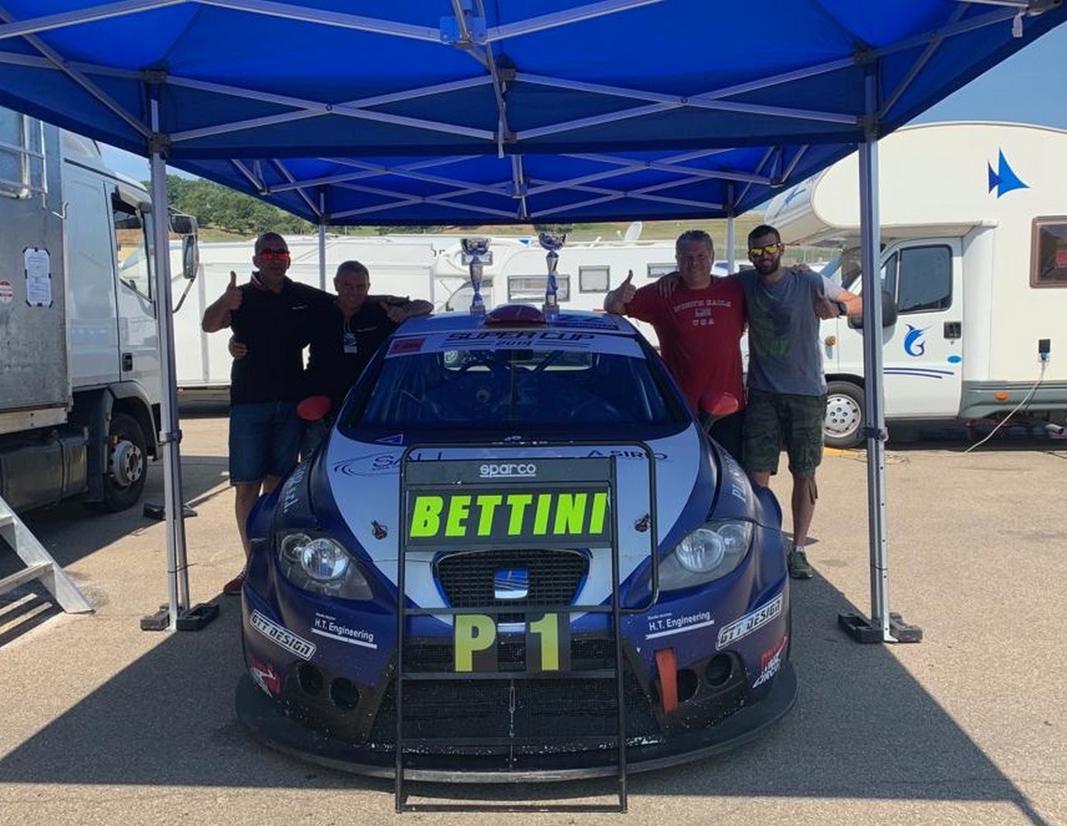 Racing Weekend Mugello. Doppia vittoria per Sandro Bettini