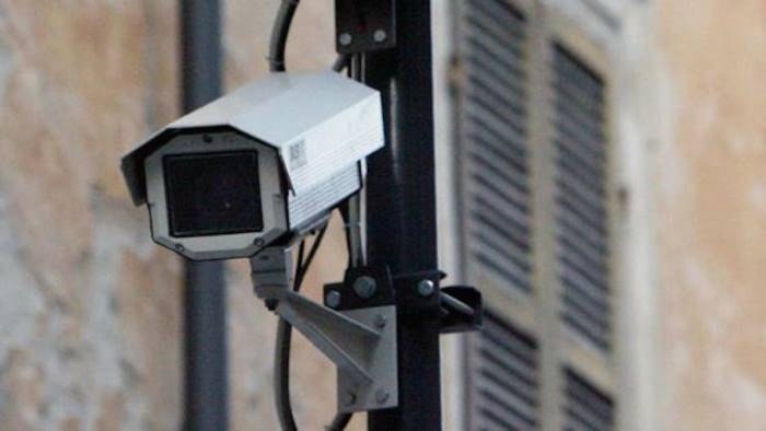 Gli atti vandalici e quelle telecamere indispensabili. Una lettera da Scarperia