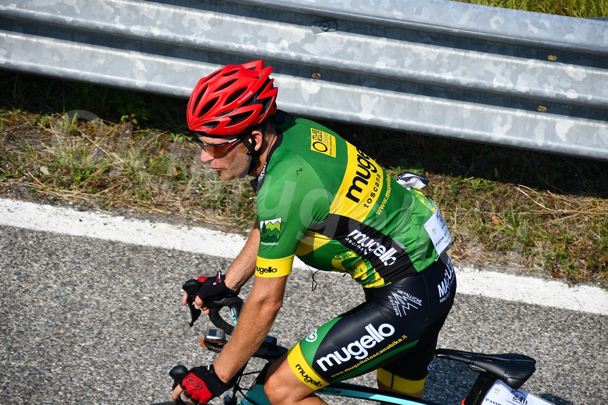 24ore non stop di salita del Passo della Sambuca. Le foto del record di Giovanni Menchi
