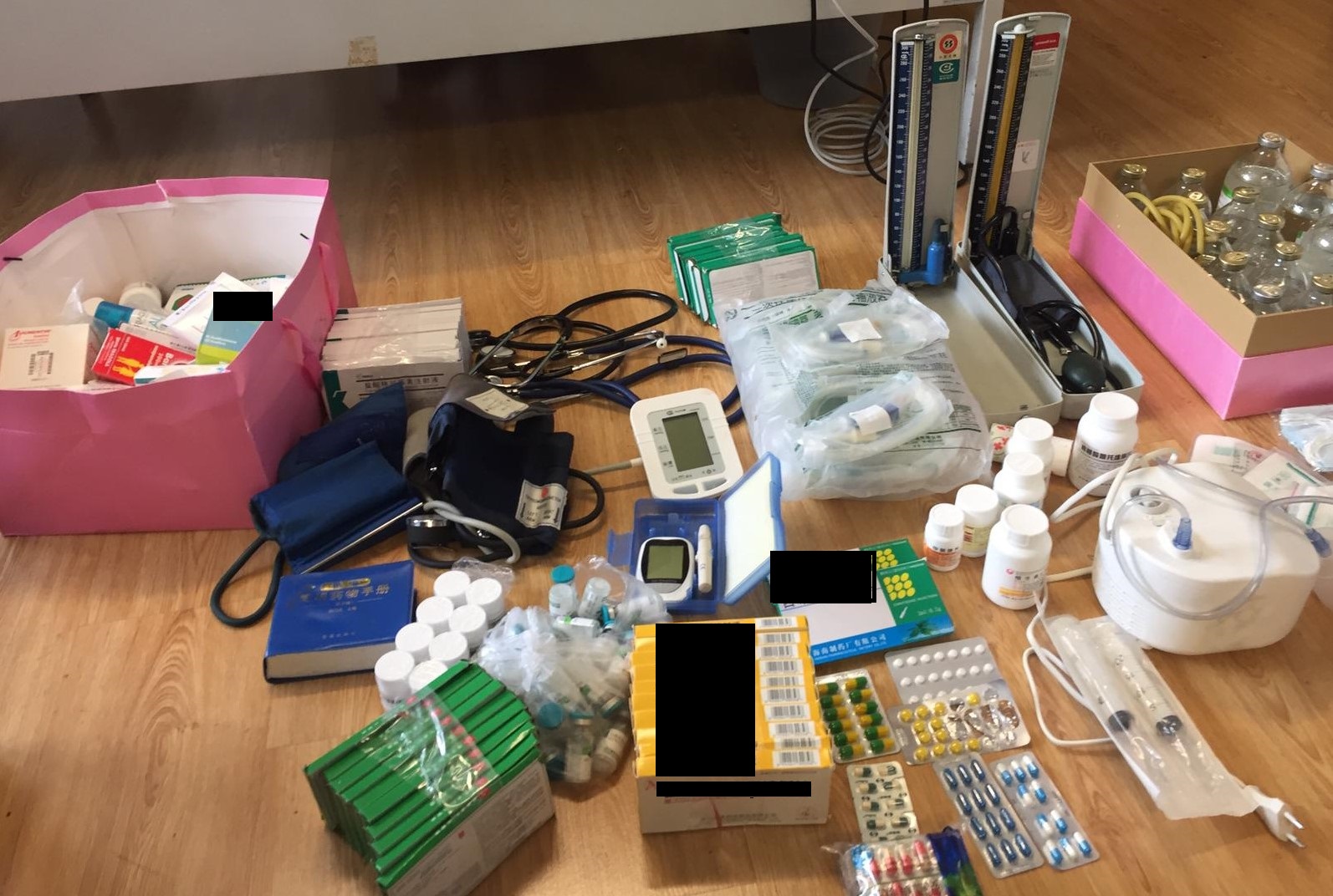 Sesto e Campi. Scoperte e sequestrate due cliniche abusive realizzate in casa. Il magazzino in un furgone