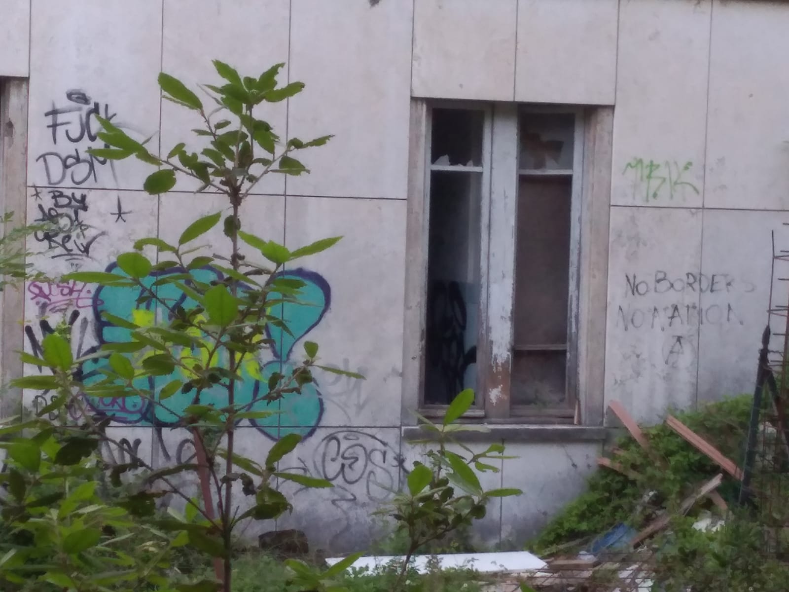 Banti. La Ausl: Controlli delle forze dell'ordine e nuove chiusure alle finestre