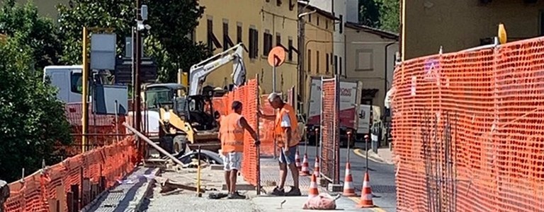 Lavori al ponte a Contea