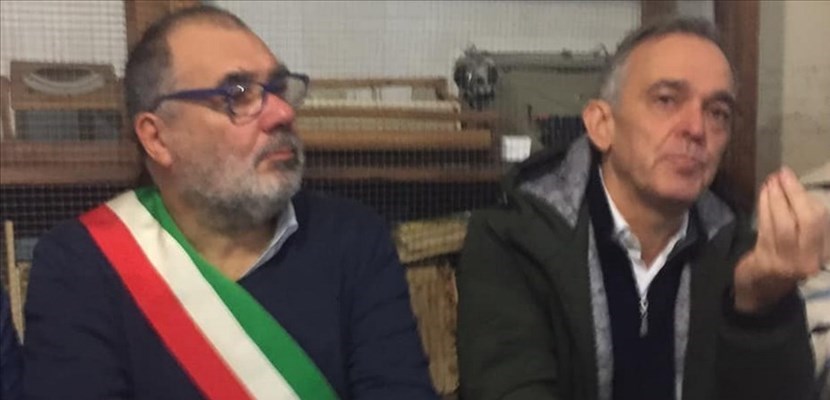 Carlà Campa e Rossi nell'aula di Barbiana