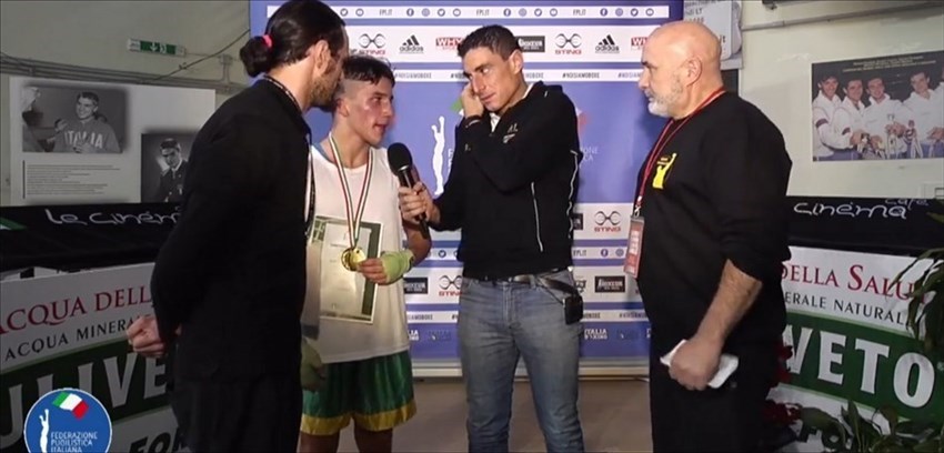 L'intervista insieme ai tecnici Dell'Unto (a sinistra) e Sarti (a destra)