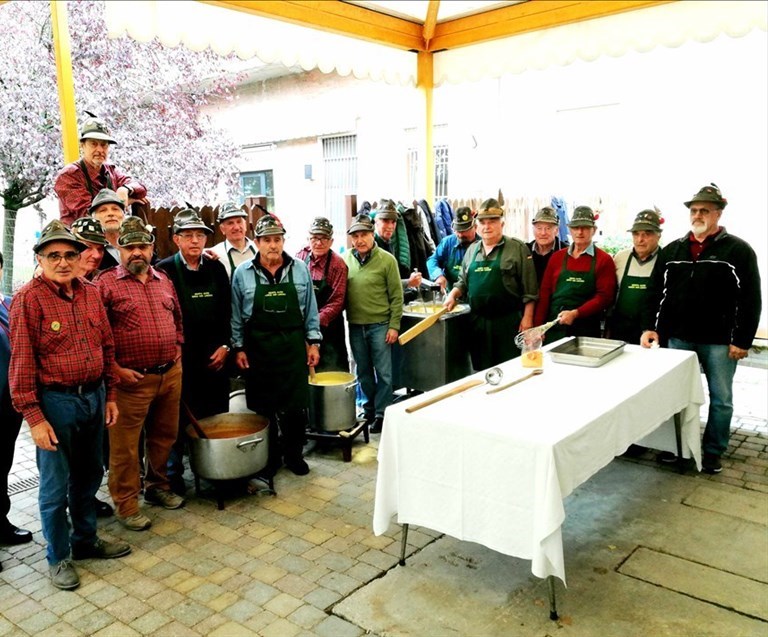 Alpini polentata Casa di Riposo San Francesco