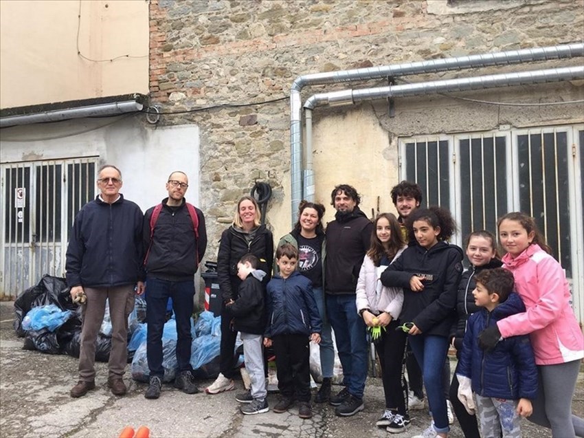 Le foto di Puliamo Vicchio