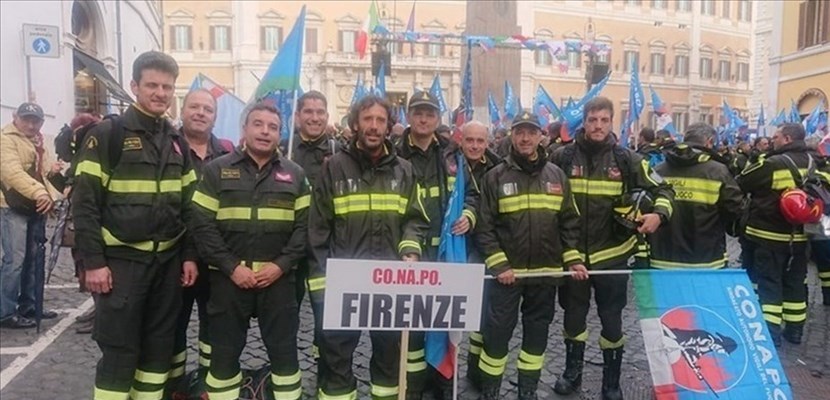 I Vigili del Fuoco del Mugello avevano anche manifestato a Roma
