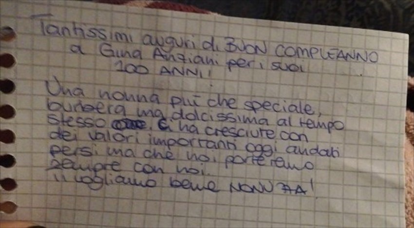 Gli auguri a nonna Gina