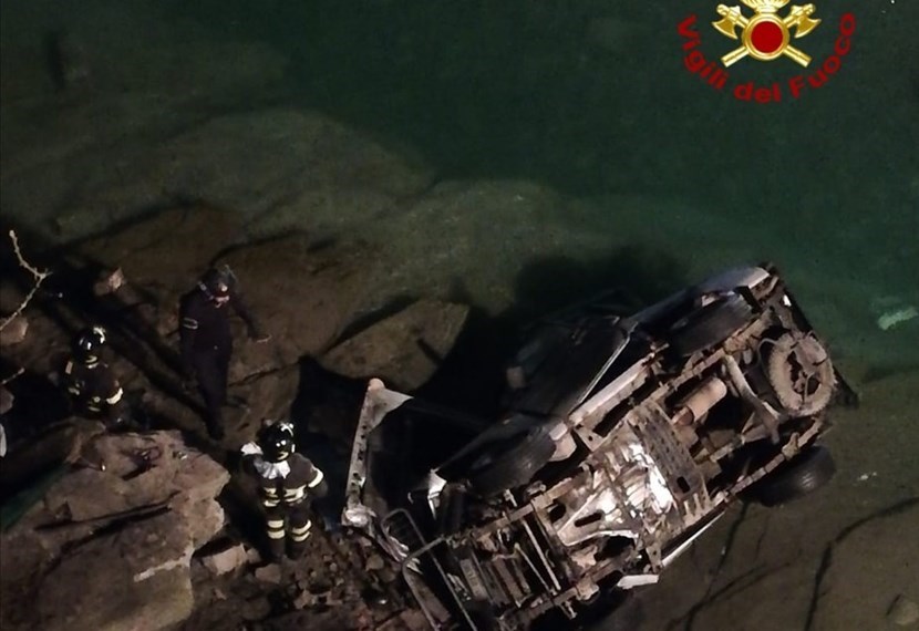 L'auto finita nel fiume ieri sera a Coniale