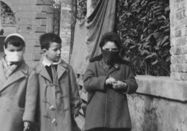 Tre amici in Santa Lucia tra gli anni '50 e '60. Il ricordo di Piero Valecchi