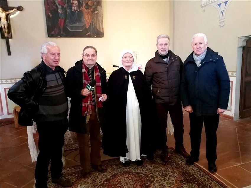 Da sinistra Giuliano Paladini, il giornalista  di TV Toscana Fabrizio Borghini, Padre Bernardo Boschi dell’Ordine di San Domenico di Bologna, Fabrizio Scheggi e Gian Piero Luchi.
