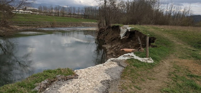 La frana sulla ciclabile