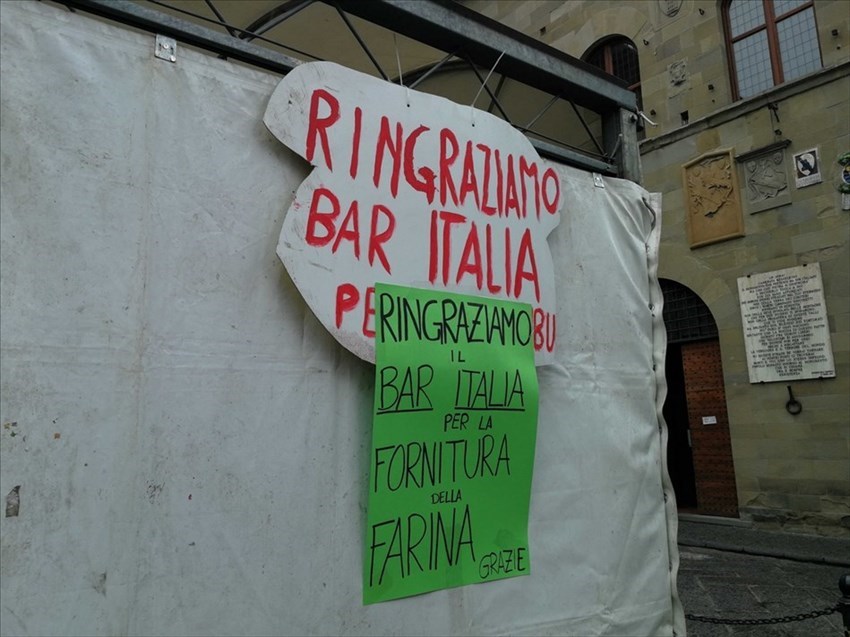 Un cartello per un giusto riconoscimento