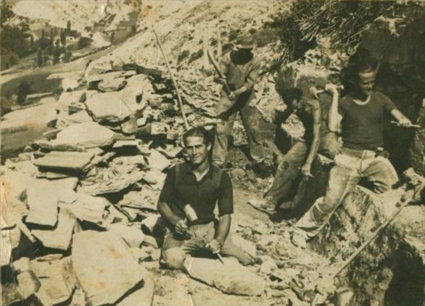 Scalpellini di Ronta (vedi didascalia nel testo)