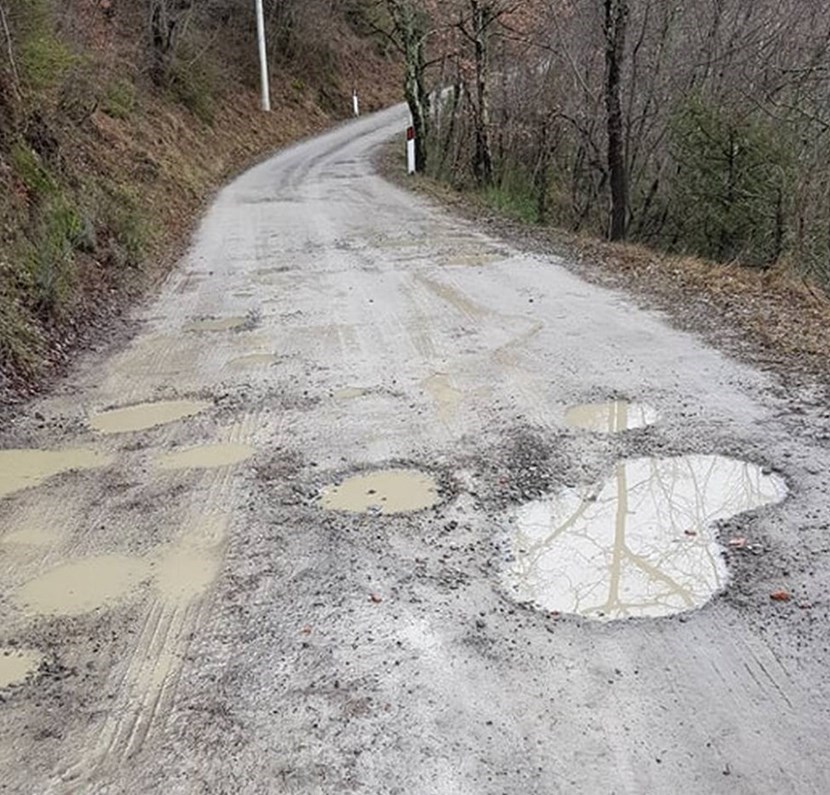 La strada per Santa Lucia