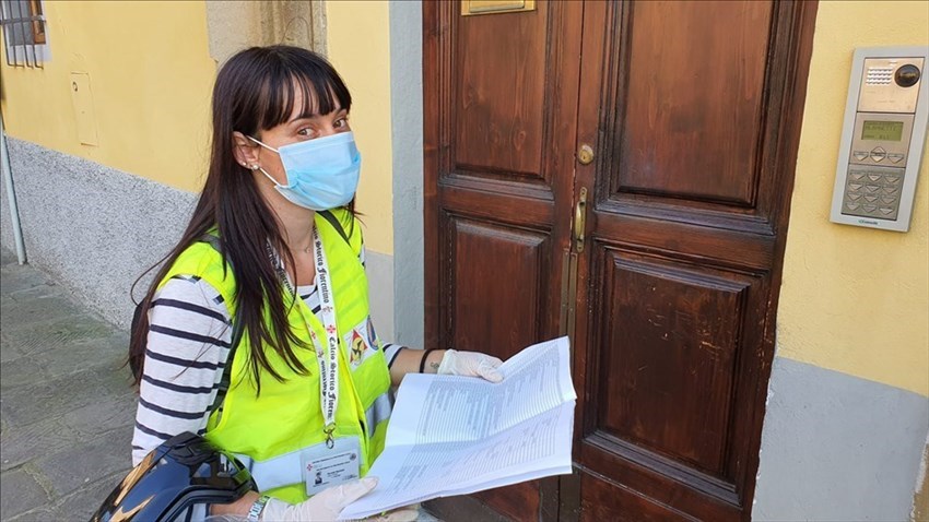 La consegna delle mascherine