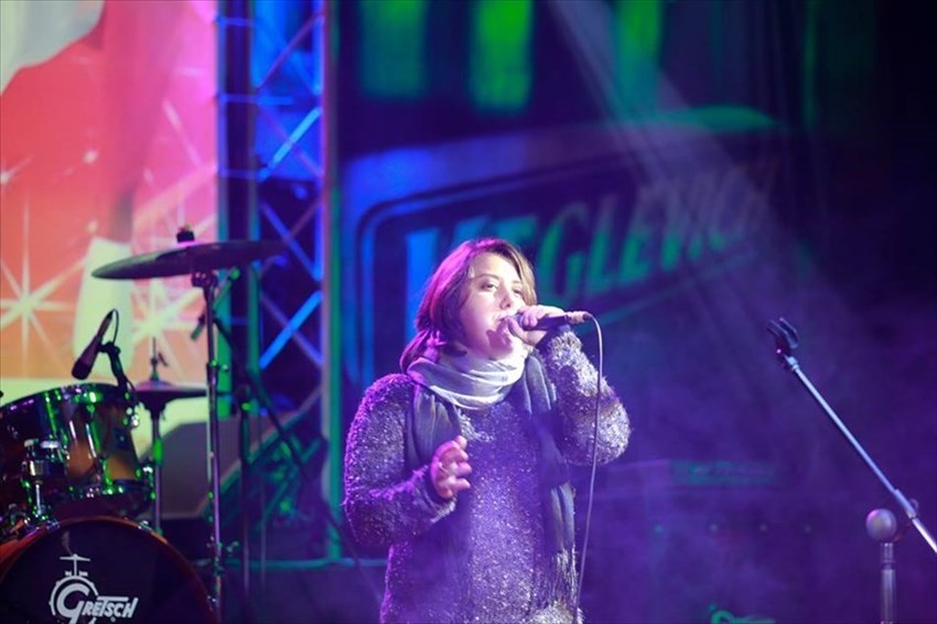 Chiara Alzeni live alcuni anni fa