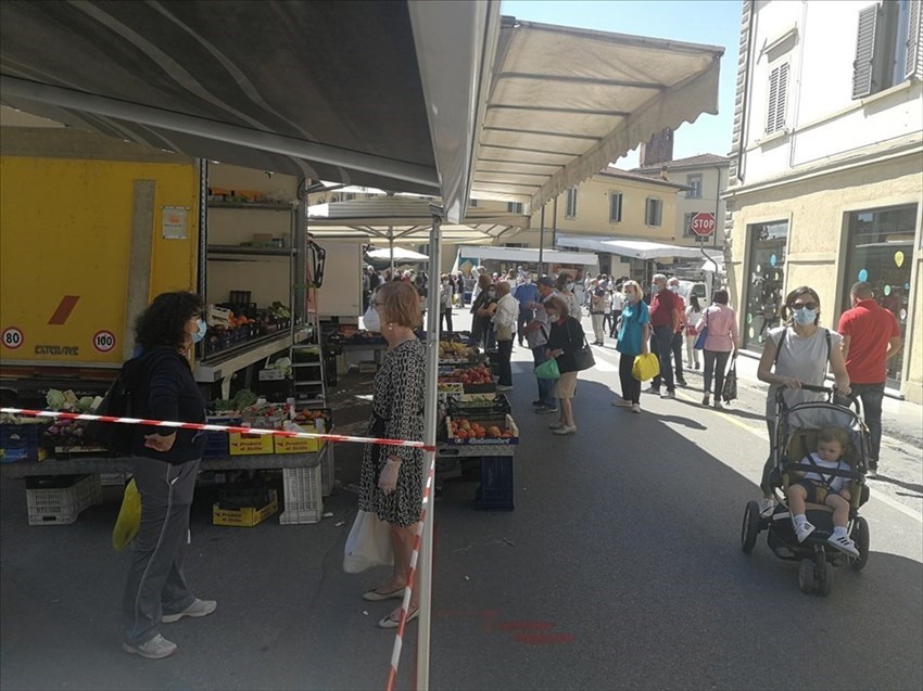 Mercato a Borgo