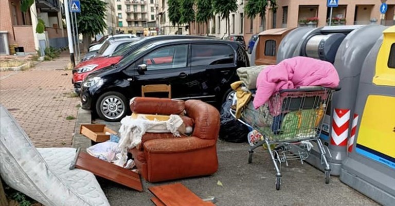 I cassonetti della zona