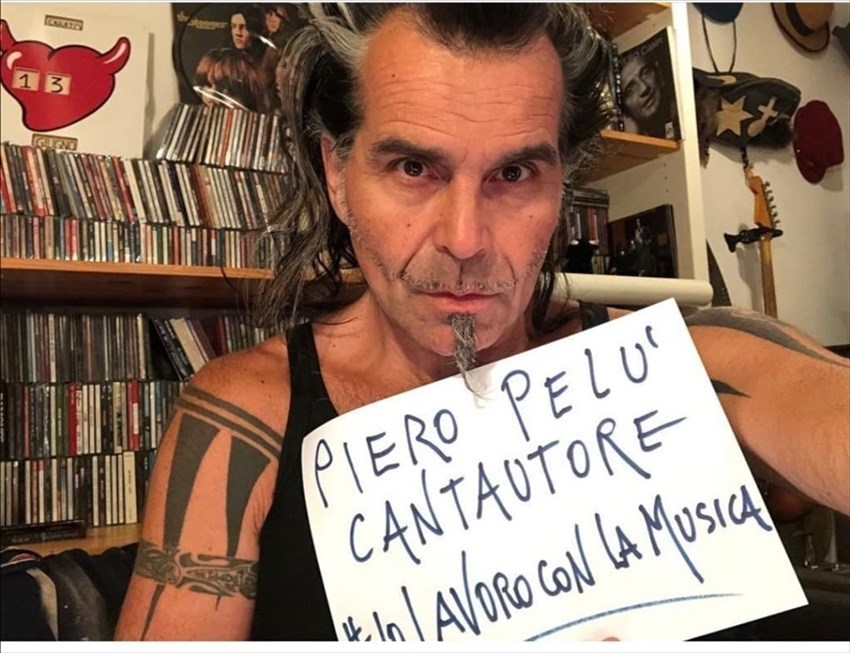 Da Irene Grandi a Piero Pelù: tutti i musicisti fiorentini per la campagna social ""senza musica"",""Instagram Piero Pelù