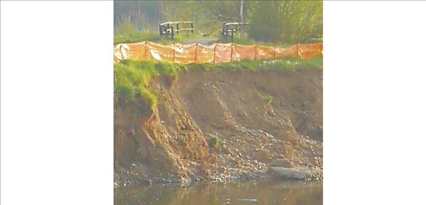Ciclabile Borgo - Larciano. Quando sarà sistemata l'erosione a Canicce? Foto del Giorno