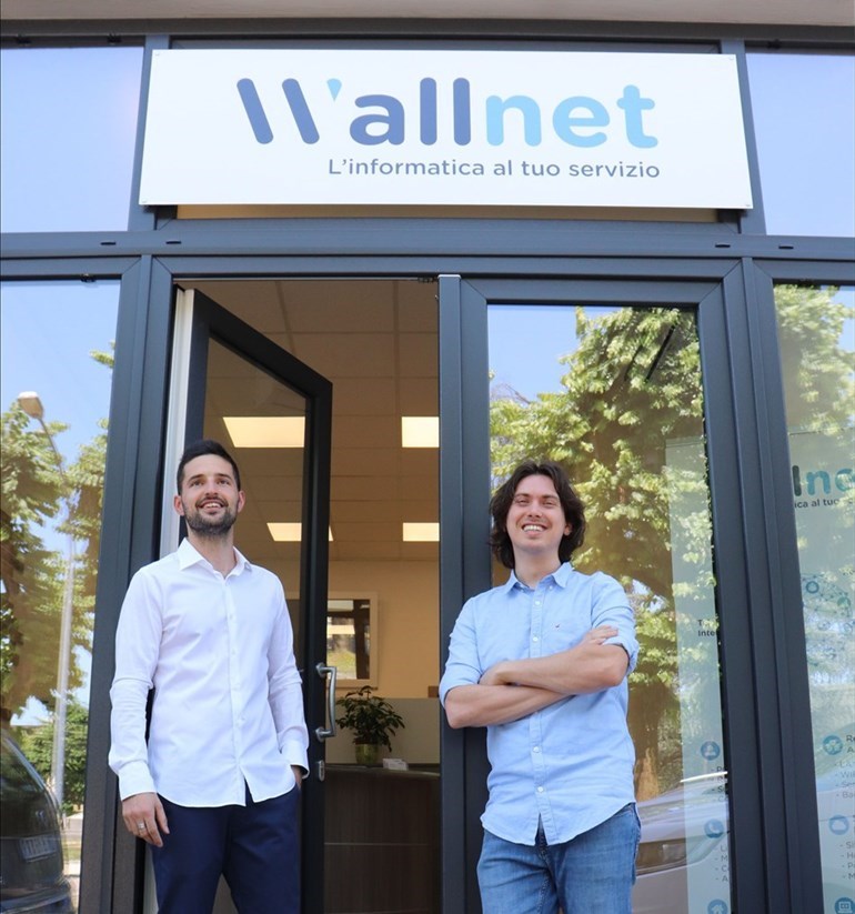 La sede di Wallnet in piazza Dante
