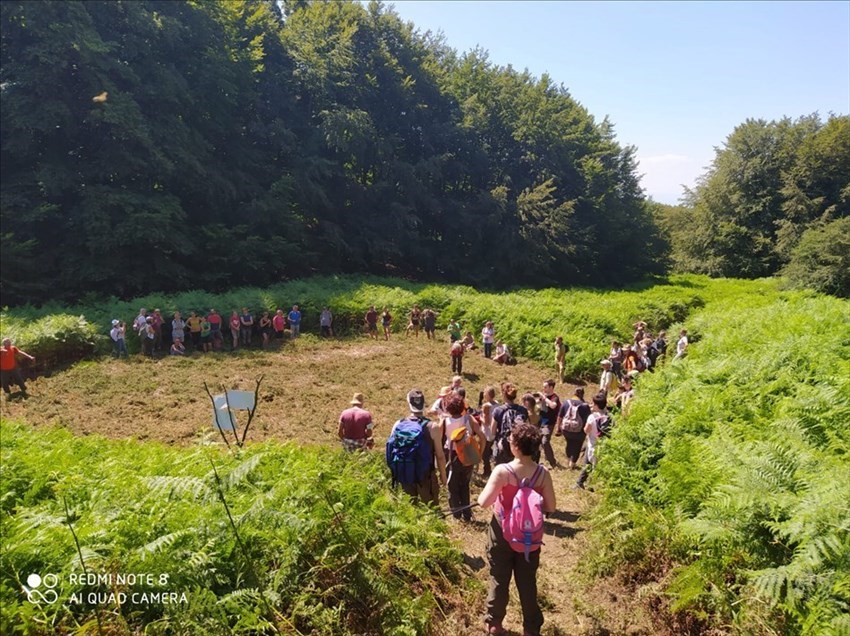 Camminata sui luoghi dove dovrebbe sorgere il Parco Eolico in Mugello.